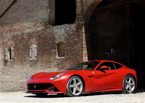 Released at the geneva motor show, the f12 berlinetta was the replacement car for the ferrari 599. FERRARI F12 Berlinetta specs & photos - 2012, 2013, 2014, 2015 - autoevolution