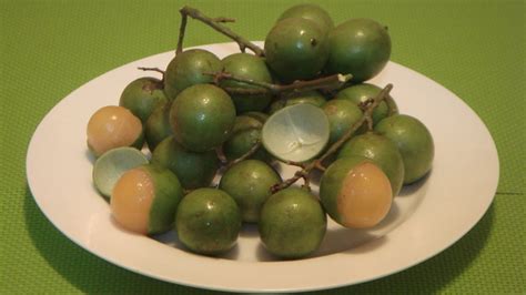 Quenepas How To Eat Quenepa Fruit Fruit Eat Food