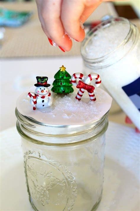 Diy Mason Jar Snow Globes Tutorial Snow Globe Mason Jar Christmas