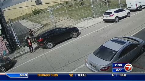 Man Caught On Camera Stealing Bag Out Of Car In Miami Wsvn 7news Miami News Weather Sports