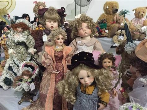 35 Of The Creepiest Dolls From Estate Sales Estate Sale Blog