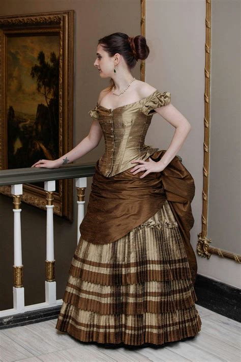 Victorian Era Dresses Victorian Gown Victorian Costume Victorian