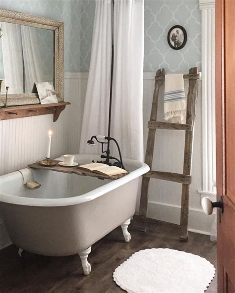 Irresistible Reasons To Love Vintage Clawfoot Tubs Clawfoot Tub Bathroom House Bathroom