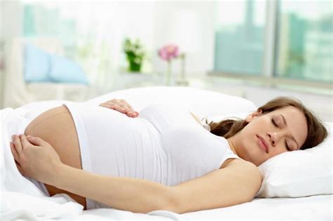 7 Important Sleeping Tips During The Third Trimester Of Pregnancy Ur
