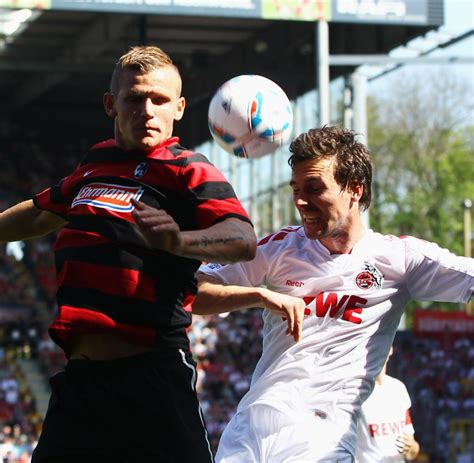 Here you can easy to compare statistics for both teams. iPad-Bundesliga: Freiburg-Köln - Bilder & Fotos - WELT
