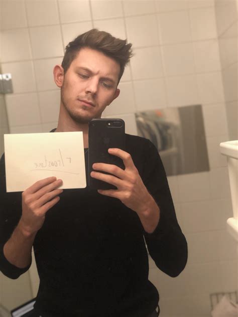 Roast Me Im A 24 Year Old Gay Pr Manager In The Entertainment