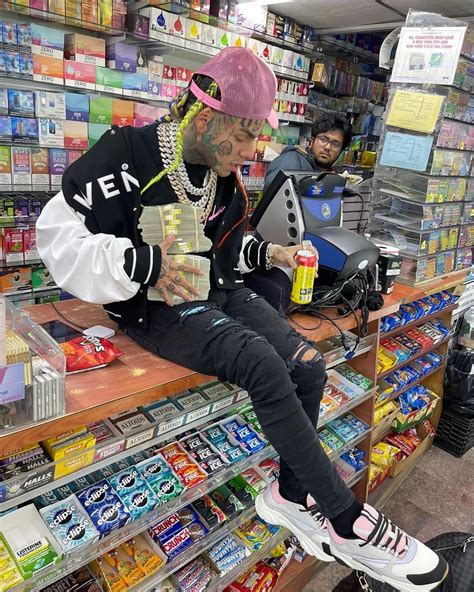 Ix Ine Outfit From November Whats On The Star