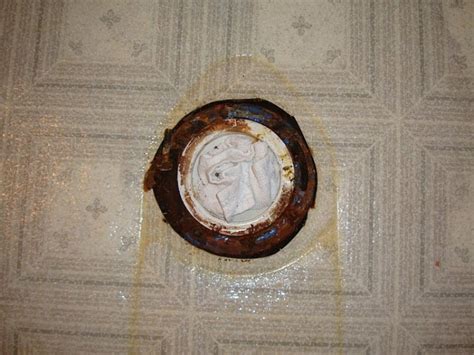 How To Fix A Broken Toilet Flange