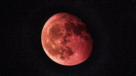 Luna Eclissi Parziale In Arrivo La Più Lunga Degli Ultimi 580 Anni