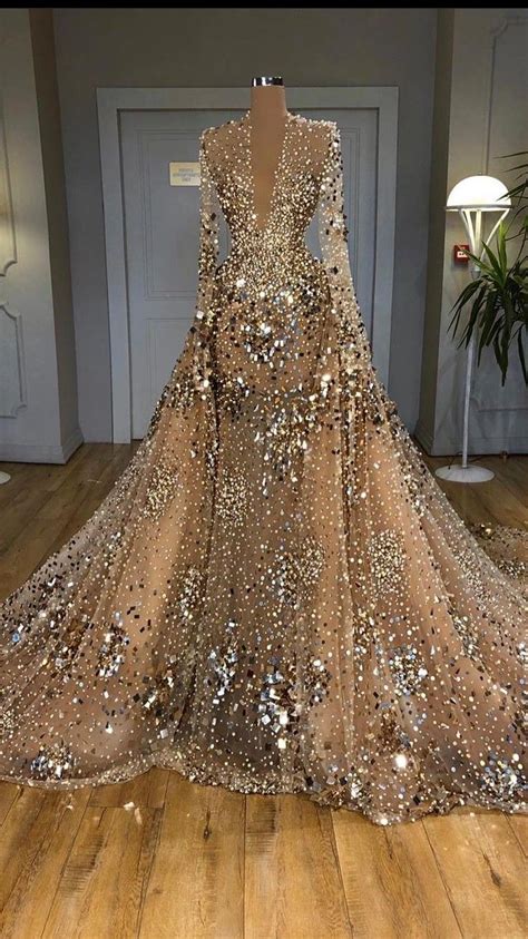 Beautiful Glittery Dress 💝 An Immersive Guide By Miranda