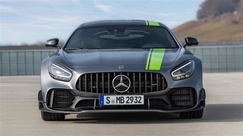 2020 Mercedes Amg Gt R Pro Leads Facelifted Lineup With 585 Ps