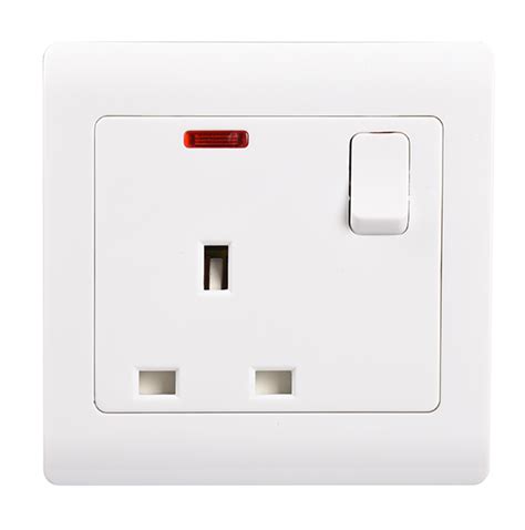 One Gang 13a Bs Switched Socket With Neon Hyundai Lighting