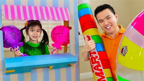 Jannie Pretend Play As Candy Maker At Candy Toy Store Lollipop Play