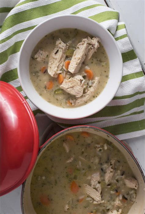 Diced chicken, long grain and wild rice, celery, onion and carrots simmered in chicken stock with cream and select herbs. 7 of our Favorite Copycat Panera Soup Recipes | RecipeLion.com