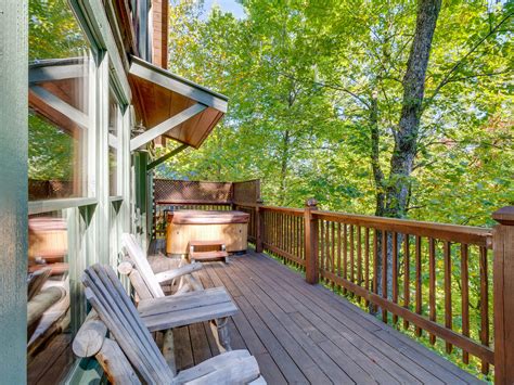 Pet-friendly Cabin Vacations in Tennessee | Vacasa