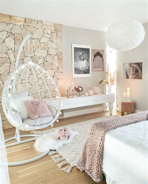 Arredare una cameretta per ragazza può risultare davvero divertente e stimolante. Pin di Giusy Sorrentino su Bedroom ideas nel 2020 | Idee ...