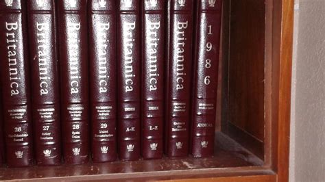1986 Encyclopedia Britannica for sale in Arlington, TX - 5miles: Buy and Sell