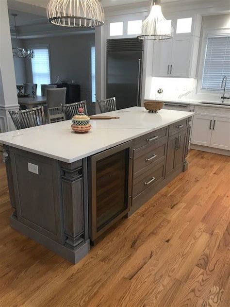 Since 1945, kitchen cabinet outlet has been providing top quality stock and custom cabinetry to builders, remodelers and homeowners. Boxwood Row - Kitchen Cabinet Outlet