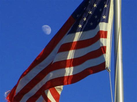 The 14 stripes on the malaysian flag represent the 14 states of malaysia (perlis, kedah, perak, kelantan, terengganu, pahang, johor, malacca the dark blue stands for the unity of the malaysian people. Moon, Stars, and Stripes | An American flag flutters in ...
