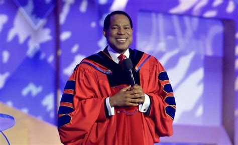 Chris Oyakhilome Biography Age Wife Net Worth Books And Pictures