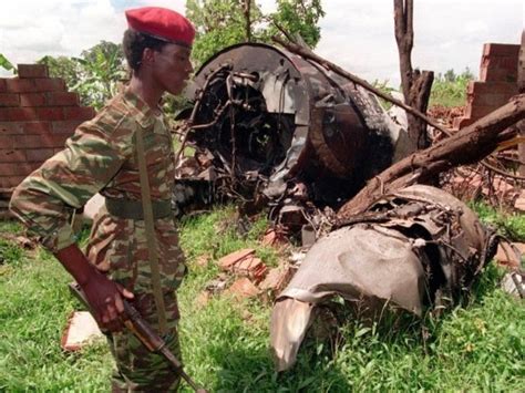 Bogotá, 26 jun (prensa latina) el presidente de colombia, iván duque, confirmó hoy que el helicóptero en el cual viajaba desde sardinata hacia cúcuta fue atacado. Tragedias aéreas por aviones derribados timeline ...