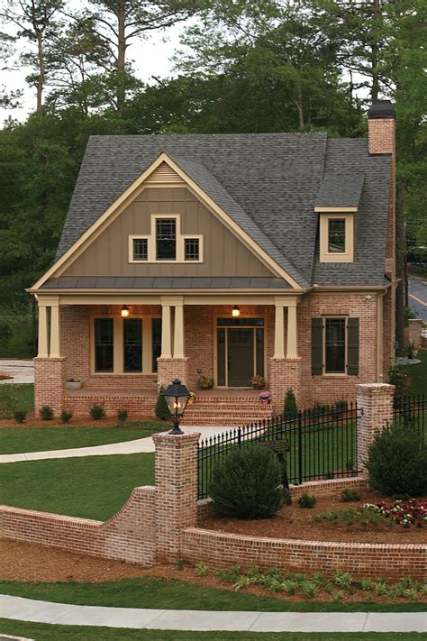 Craftsman Style Home With Front Porch Best Home Style Inspiration