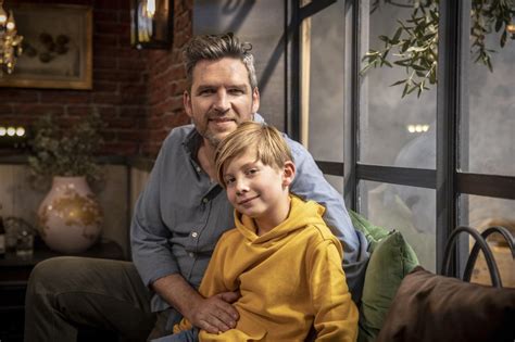 Zoon Roel Vanderstukken Duikt Op In Familie Entertainment Today