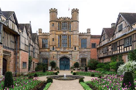 Tudor Architecture History Features And Examples Archute