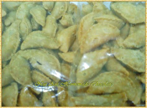 Pos disediakan seluruh negeri termasuk sabah n sarawak. Nur Ain Chocolate Blog: Karipap Mini Inti Serunding Ikan ...