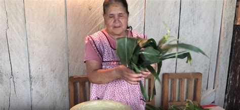 Mexican Granny Becomes A Youtube Star In Only One Month