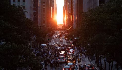 Foto Fenomena Manhattanhenge Di Langit New York Foto