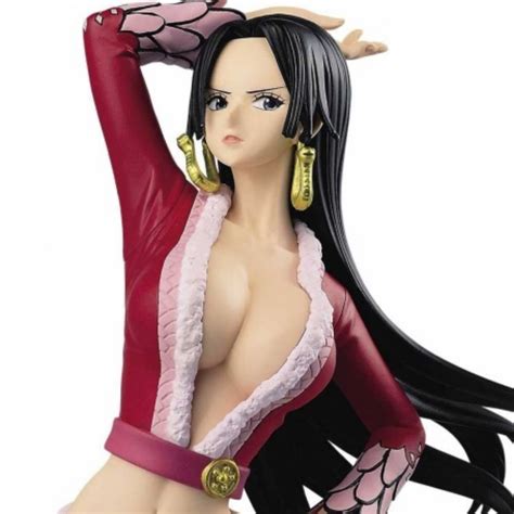 Figura Boa Hancock 25cm Glitter And Glamours One Piece