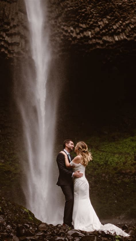 Waterfall Wedding Venues In Oregon 8 Unique Options Tips Adventure Instead