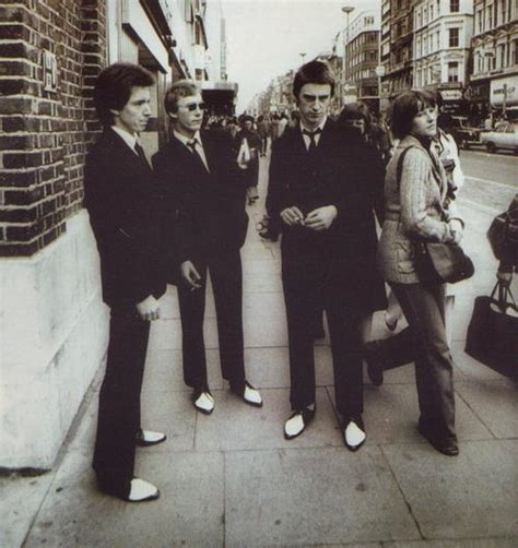 #paul weller #miles kane #alex turner #graham coxon #the jam #the last shadow puppets #arctic monkeys #blur #music #not mine. Paul Weller - Mod Shoes