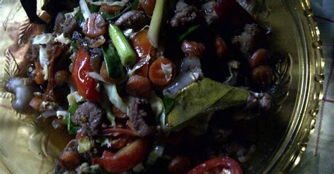 Iga kambing yang dimasak dengan bumbu asam pedas di resep kambing masak asam pedas ini adalah resep yang pas buat anda pecinta hidangan asam 1 kg iga kambing, potong 3 liter air untuk merebus iga 5 sendok makan kecap bango manis pedas gurih 2 batang serai, memarkan 3 lembaar. Resep Tengkleng kambing pedas manis oleh Depusa Al-insani - Cookpad