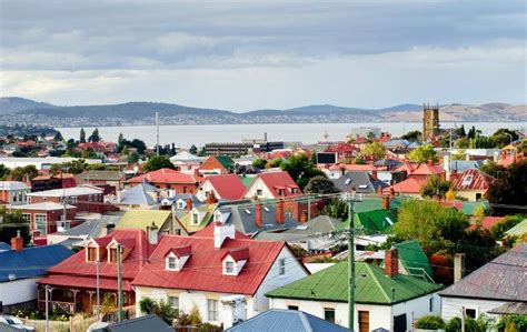 It has a circulating supply of 46 billion xrp coins and a max supply of 100 billion. Business down south in Hobart projected to go up, up, up | nbn