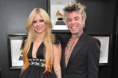 Avril Lavigne Is Engaged To Fellow Music Artist Mod Sun