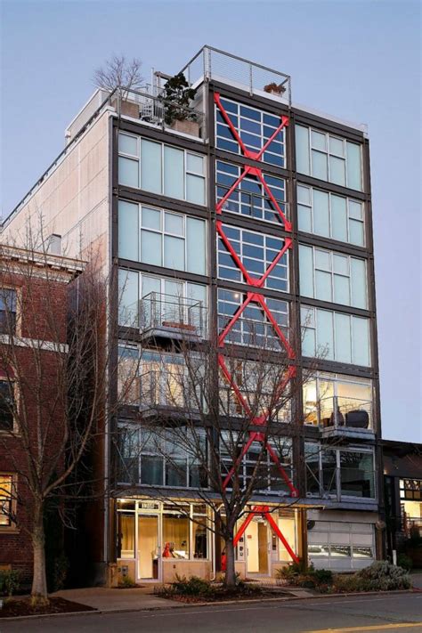 Modern Industrial Makeover Of Loft Style Condominium In Seattle