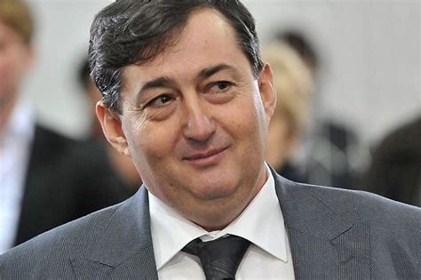 See more of mészáros lőrinc vagyonosodását tagadók klubja on facebook. Opus: Mészáros Lőrinc felesége kiszállt, gyerekei ...