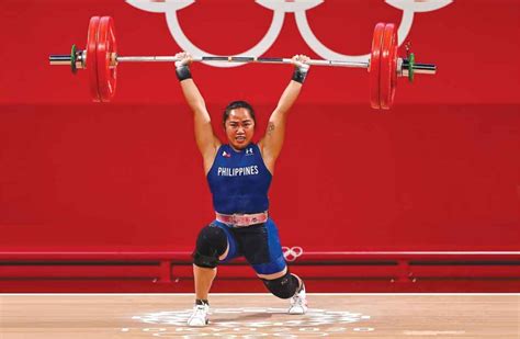 ST OLYMPIC GOLD Weightlifter Hidilyn Diaz Makes Historic Win For PH