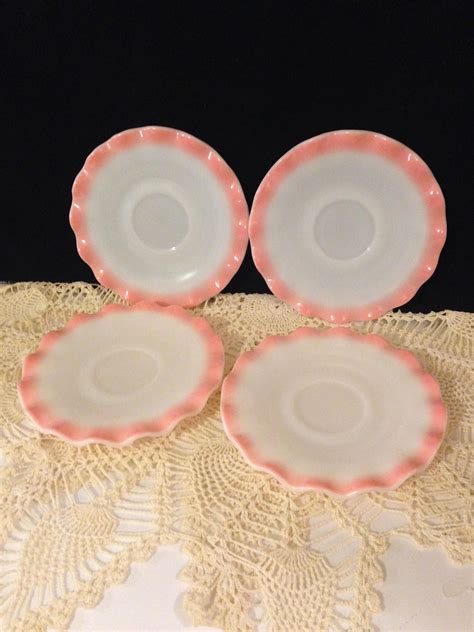Hazel Atlas Crinoline Plates Set Of 4 Pink White Milk Etsy Plate