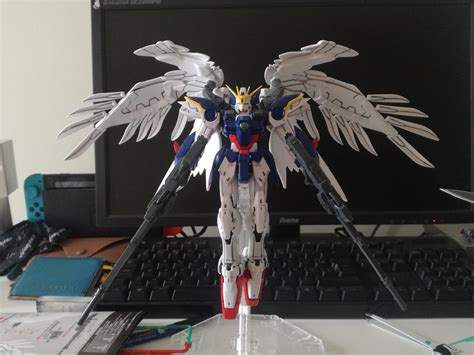 So Majestic Absolutely Love The Wing Kits Rg Wing Gundam Zero Ew