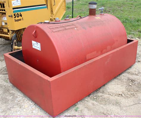300 Gallon Fuel Tank With Containment Surface In Paola Ks Item H2676