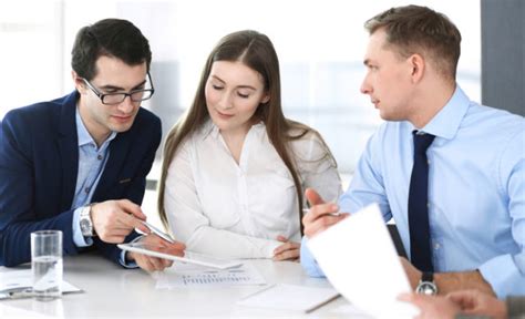 In fact, most sellers price their home a bit higher than market value to compensate for negotiations. Tips for Negotiating The Price When Selling Your House