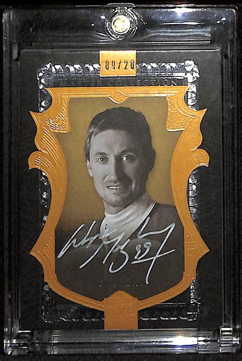 Lot Detail 2015 Upper Deck Master Collection Wayne Gretzky 920 On
