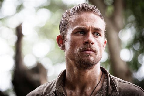 charlie hunnam went completely off the grid filming lost city of z