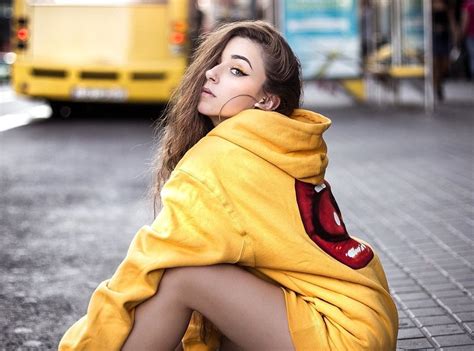Изучайте релизы mónica sintra на discogs. Monica Moran | Top 3 Most Liked Pictures on Instagram ...