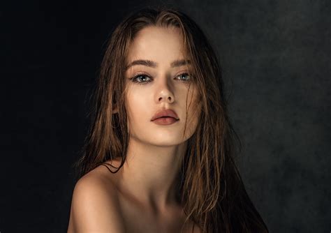 Female Model Faces