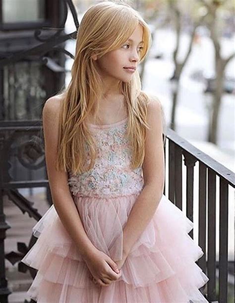 Pin By Manakov On Д Gala Flower Girl Dresses Young Models