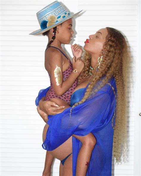 Beyonce Bonds With Daughter Blue Ivy On Memorial Day Beyonce 2013